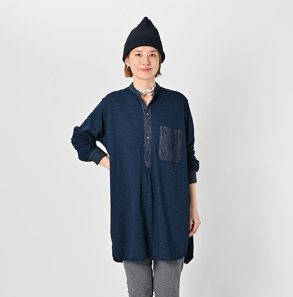 Indigo Denim Cutwork x Tenjiku Grandma Pull Shirt Female Model