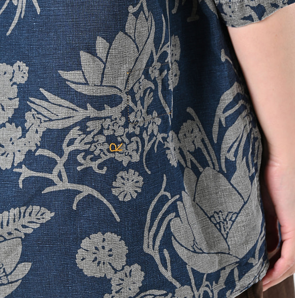 Indigo Linen Lotus Print LeiLei Shirt MEN Detail