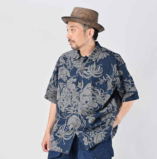 Indigo Linen Lotus Print LeiLei Shirt MEN Male Model