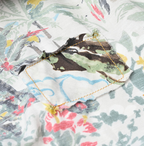 Irie Aloha Print LeiLei Shirt MEN Detail