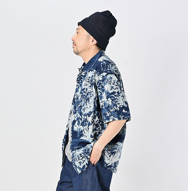 Indigo Irie Aloha Print LeiLei Shirt MEN Male Model