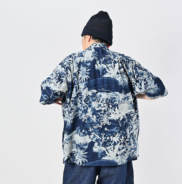 Indigo Irie Aloha Print LeiLei Shirt MEN Male Model