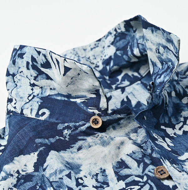Indigo Irie Aloha Print LeiLei Shirt MEN Detail