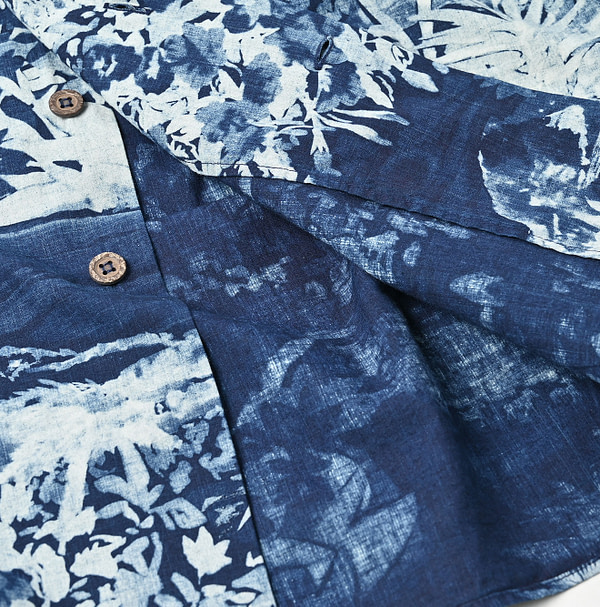 Indigo Irie Aloha Print LeiLei Shirt MEN Detail