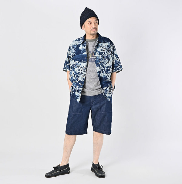 Indigo Irie Aloha Print LeiLei Shirt MEN Male Model