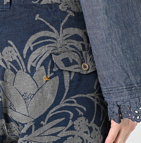 Indigo Linen Lotus Print Nîmes Short Pants MEN Detail