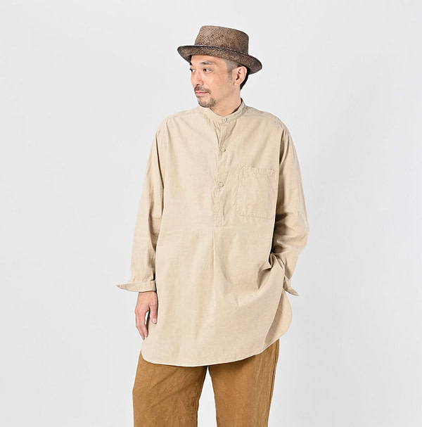 Indigo Khadi OX 908 Stand Collar Grandpa Pull Shirt Male Model