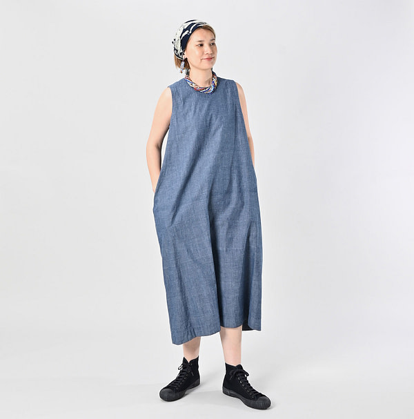 Ai Indian Khadi OX Sleeveless Poyon Dress Female Model