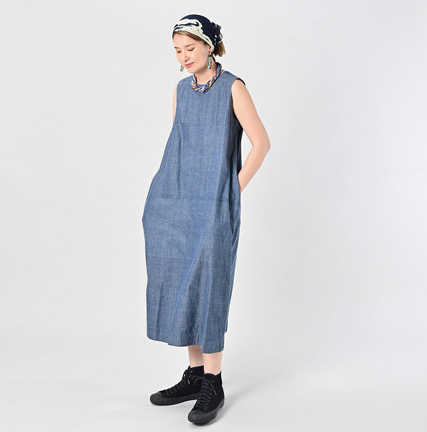 Ai Indian Khadi OX Sleeveless Poyon Dress Female Model