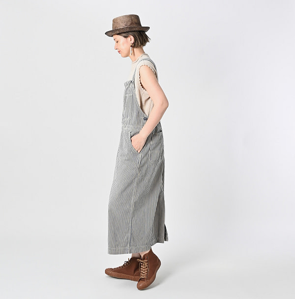 Mon-petit Denim Over Skirt Tan Female Model
