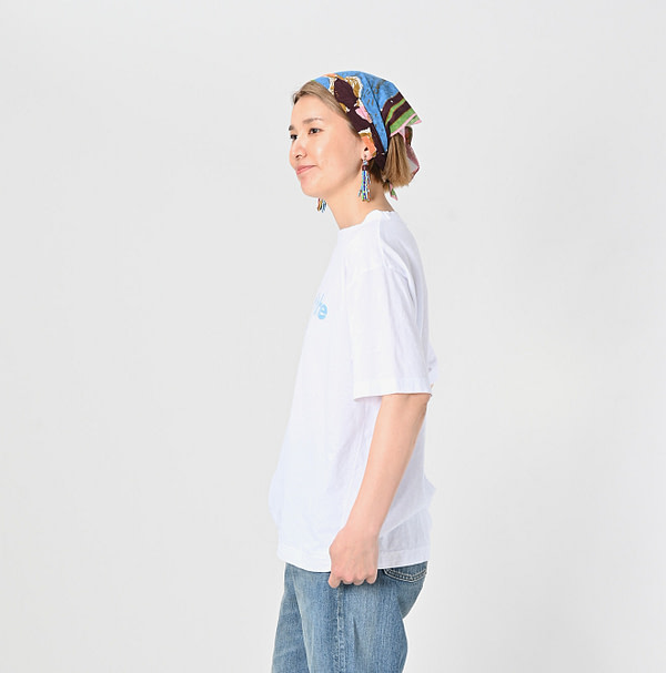 Soul of the Mountain Print 908 Ocean T-shirt Female Model
