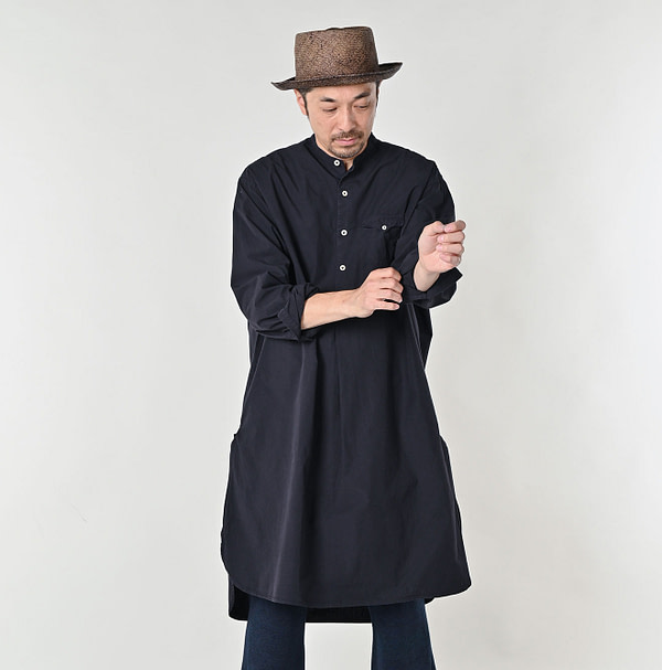 Compact Damp 908 Ocean Smock Shirt Male Model