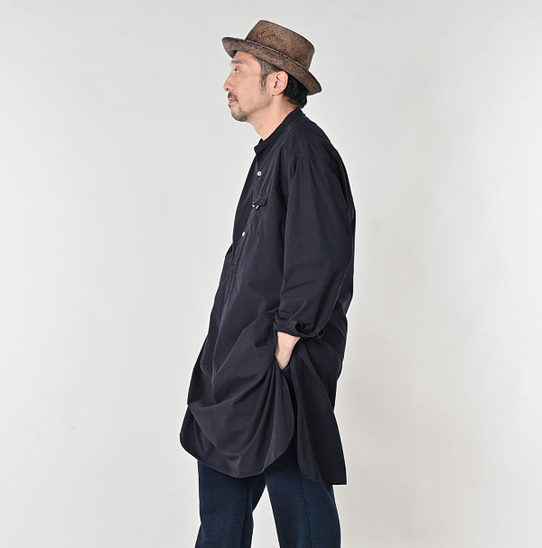 Compact Damp 908 Ocean Smock Shirt Male Model