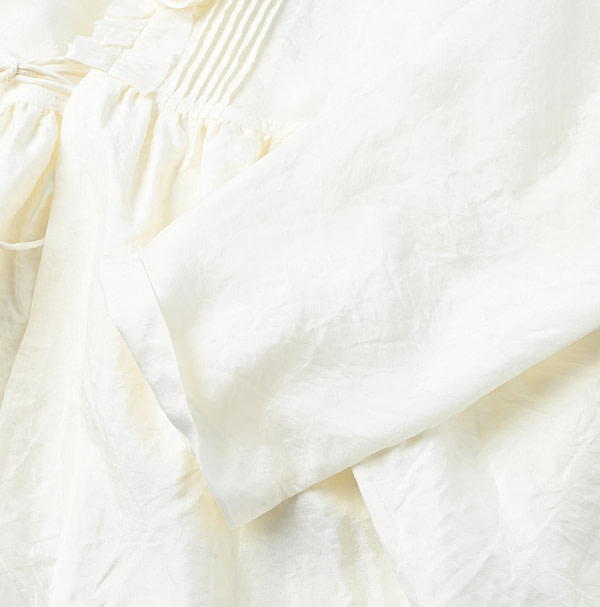 Indian Silk Cache-Coeur Detail