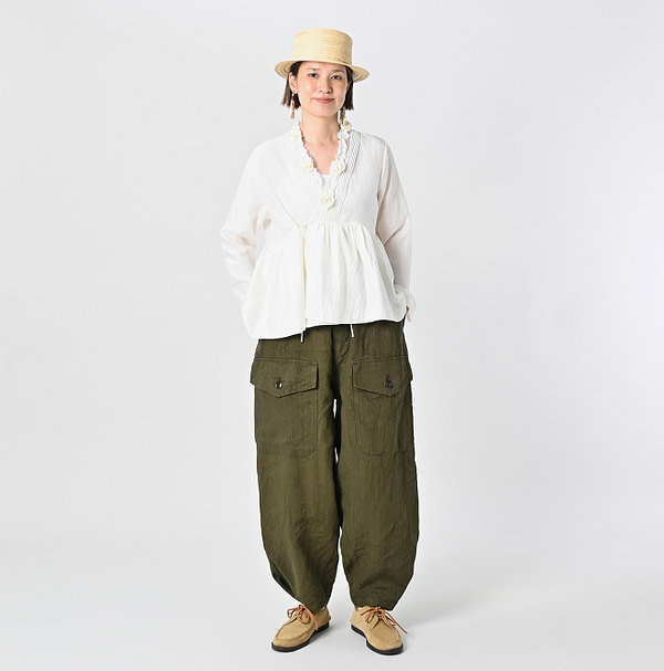 Indian Silk Cache-Coeur Female Model