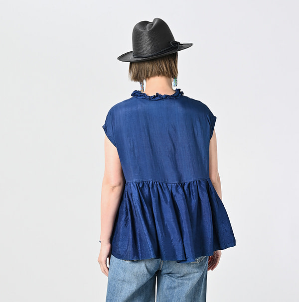 Ai Indian Silk Camisole Female Model