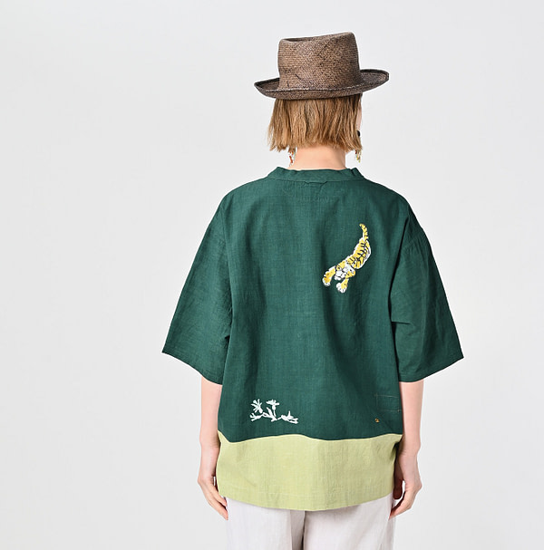 Indian Khadi OX Saijiki Blouse Female Model