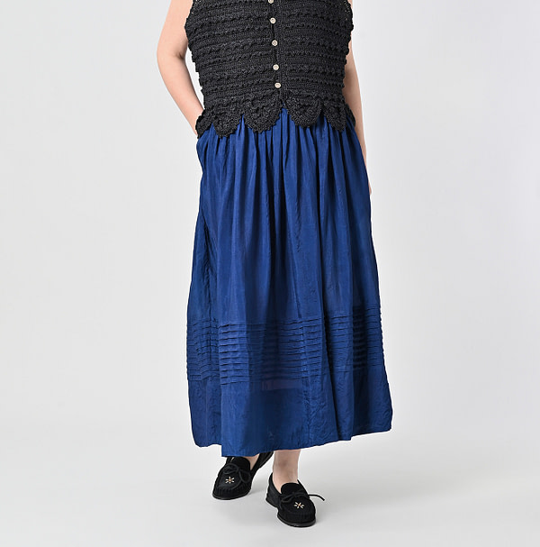 Ai Indian Silk Skirt Female Model