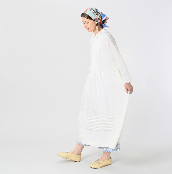 Indian Silk Corsage Dress Female Model