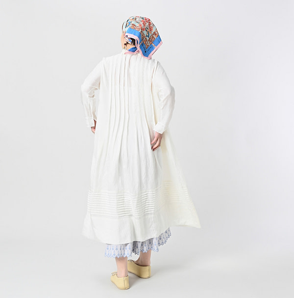 Indian Silk Corsage Dress Female Model