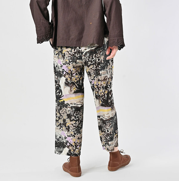 Irie Aloha Print Easy Pants Female Model