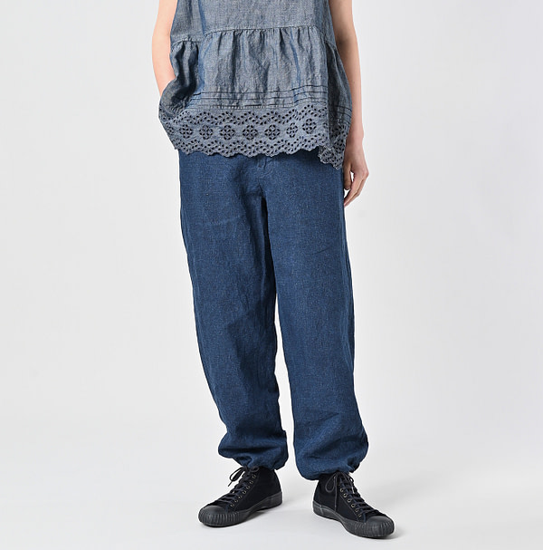Indigo Linen Cloth 908 Nîmes Pants Female Model