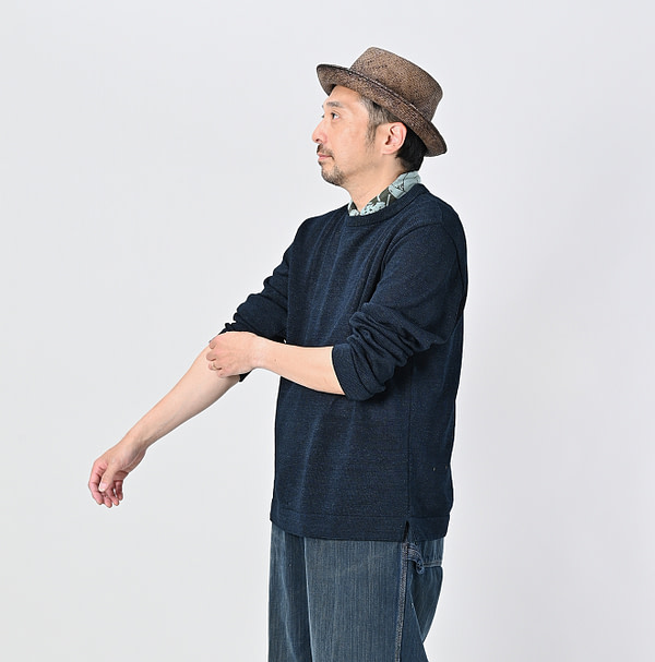 Indigo GIma Knitsew 908 Long Sleeve T-shirt Male Model