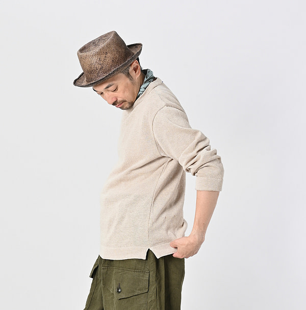 GIma Knitsew 908 Long Sleeve T-shirt Male Model