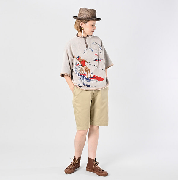 Surf Hula Girl Jacquard 908 Outer T-shirt Female Model