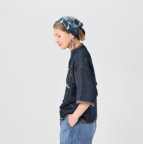 Indigo Surf Hula Girl Jacquard 908 Outer T-shirt Female Model