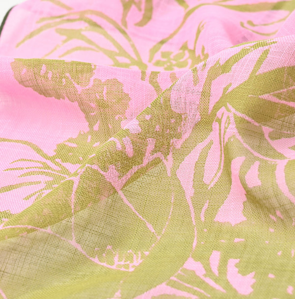 Lotus Print Gauze Bandana Detail