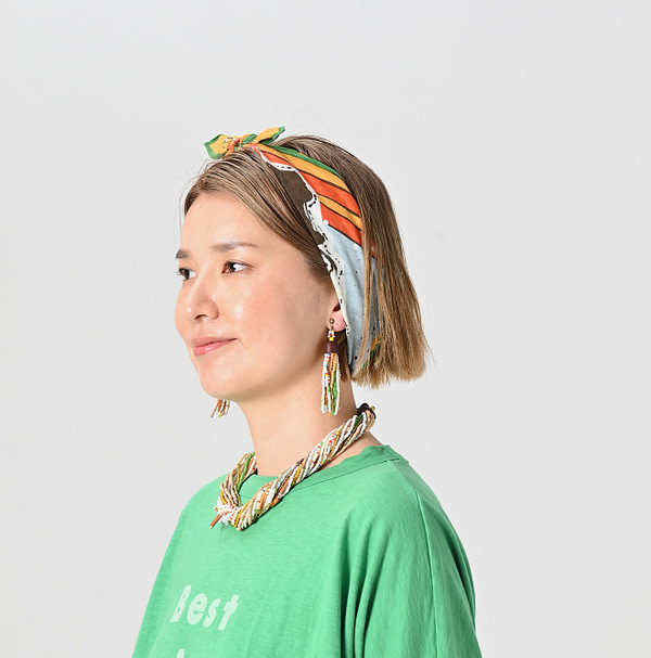 Tenjiku Jamaican Map Bandana Female Model