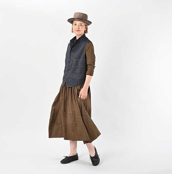 Indigo Yorimoku Hira Nîmes Vest MEN Female Model