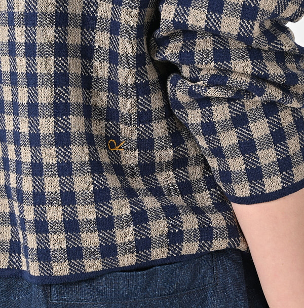 Gingham Jacquard Cardigan Detail
