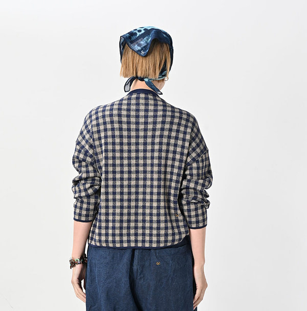 Gingham Jacquard Cardigan Female Model