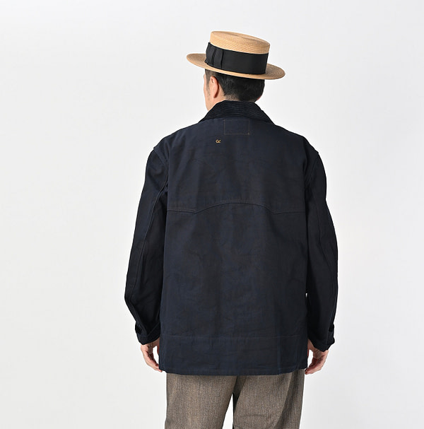 Indigo Duck 908 Nîmes All Male Model