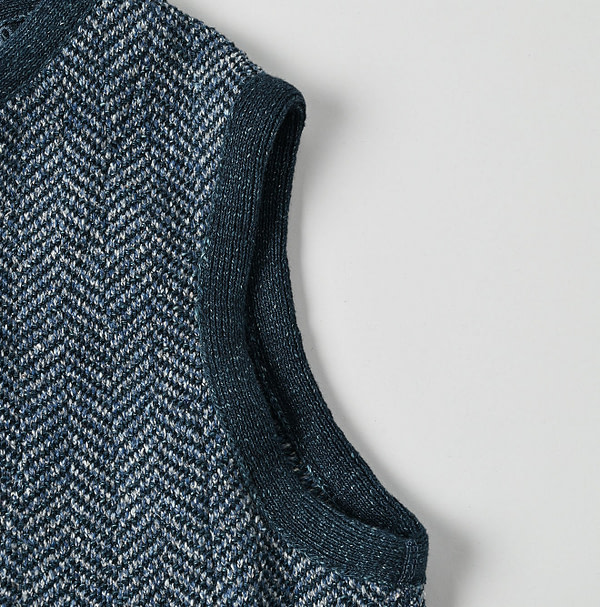 Indigo Herringbone 908 Vest Detail