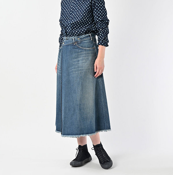 Rye Mugi Denim Crossover Skirt Zyu Female Model