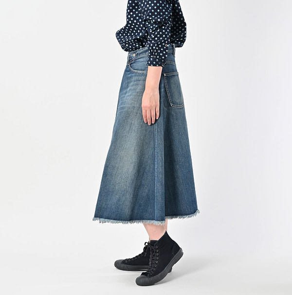 Rye Mugi Denim Crossover Skirt Zyu Female Model