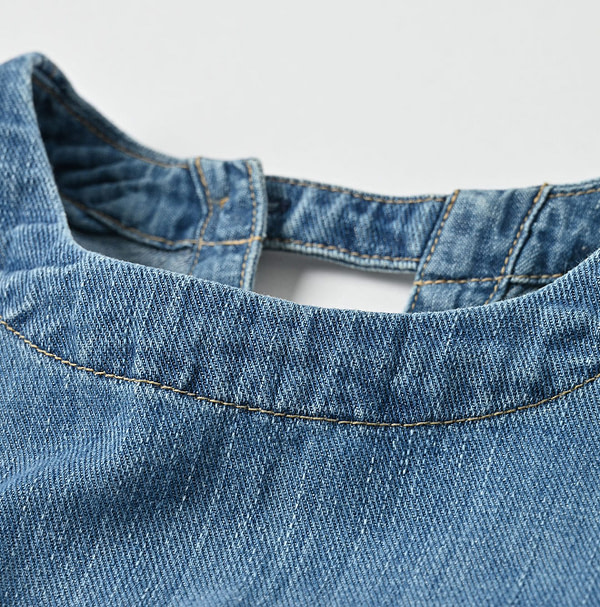 45 Petite Denim Puff Bridge Blouse Detail