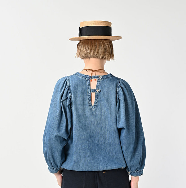 45 Petite Denim Puff Bridge Blouse Female Model