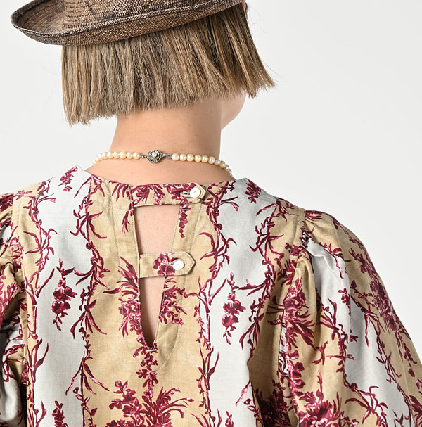 Chandelier Flower Print Puff Bridge Blouse Detail