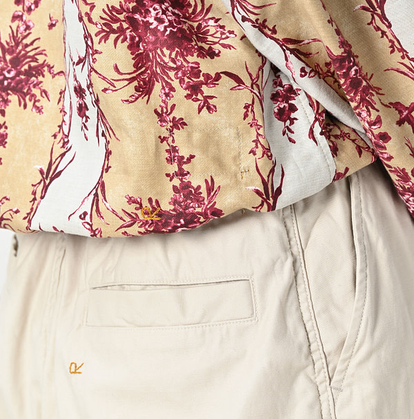 Chandelier Flower Print Puff Bridge Blouse Detail