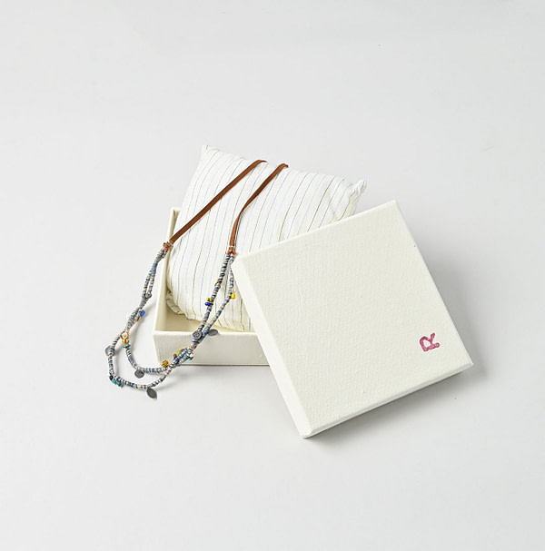 Kurukuru Concho Choker Detail