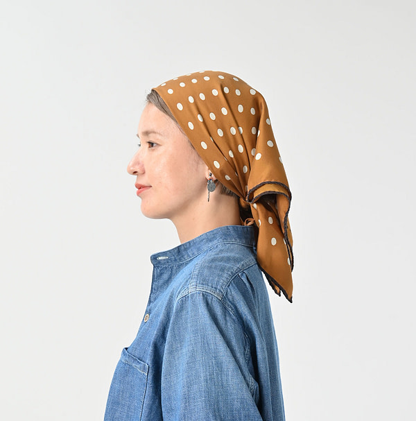 Silk Polka Dot Big Bandana Female Model