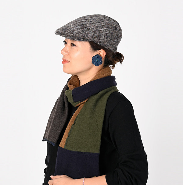 Pojagi Wool Knitsew Muffler Female Model