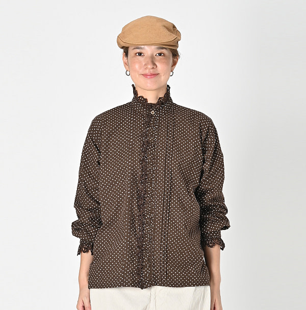 Tappet Dot Print Cutwork Frill Blouse Female Model