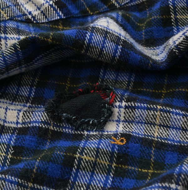 Indigo Zimba Flannel Check Frill Cache-Coeur Detail