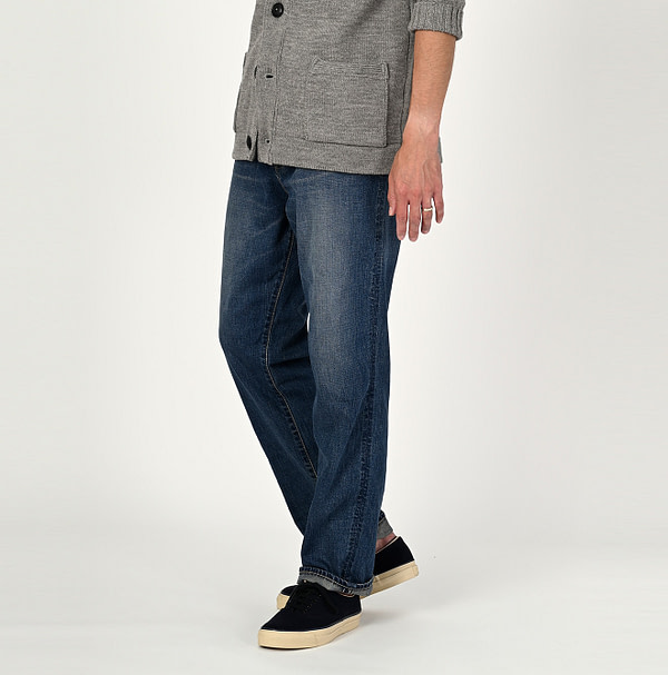 Raimugi Denim Slip on 5 Male Model