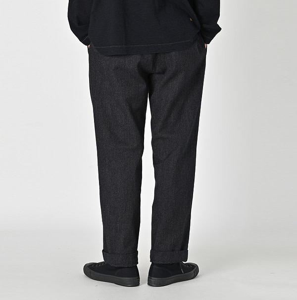 Indigo Yorimoku Kersey Easy Slacks MEN Male Model